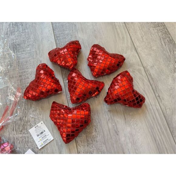 Red Heart-Shaped Party Decorations Valentine Heart Fillers - Picture 3 of 7